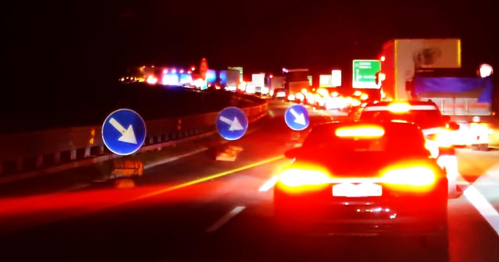 Raccordo autostradale Sicignano - Potenza: grave incidente nella galleria all’altezza di Buccino