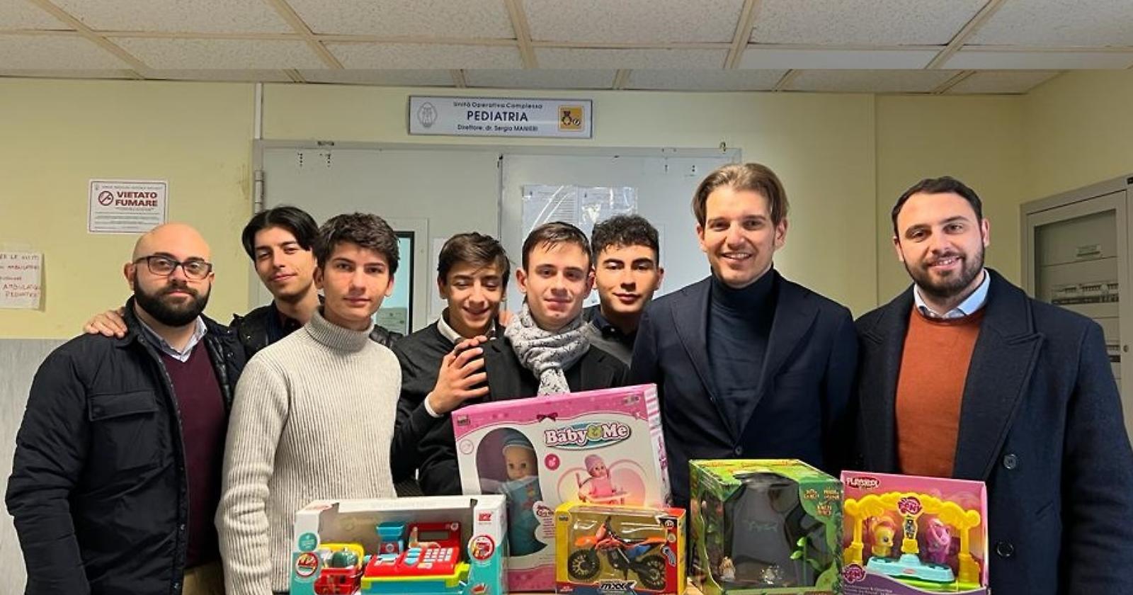 Natale solidale: Forza Italia Giovani Basilicata a sostegno della Pediatria dell’Ospedale San Carlo di Potenza