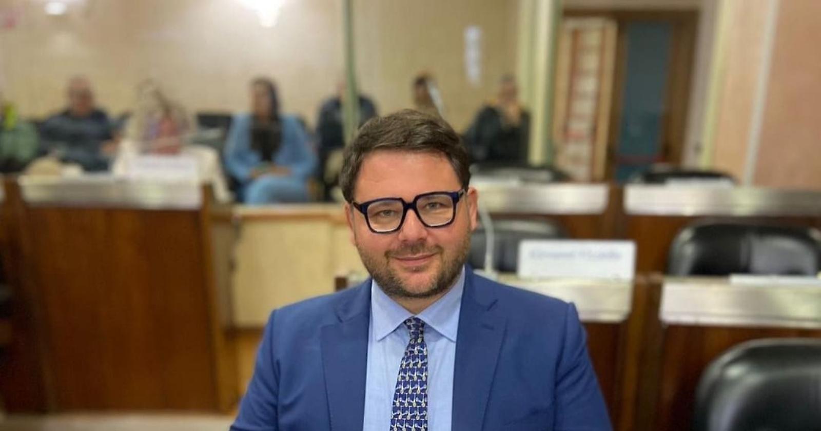 Non c'è pace per Scanzano Jonico: cade il sindaco Cariello, in arrivo il terzo commissariamento 