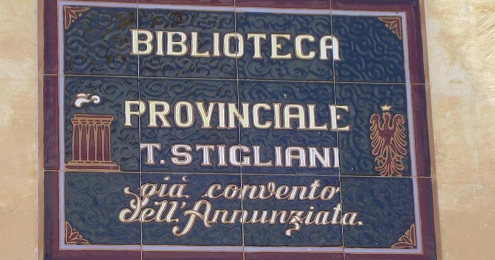 A Matera il presidio permanente per difendere la 'Biblioteca Stigliani'