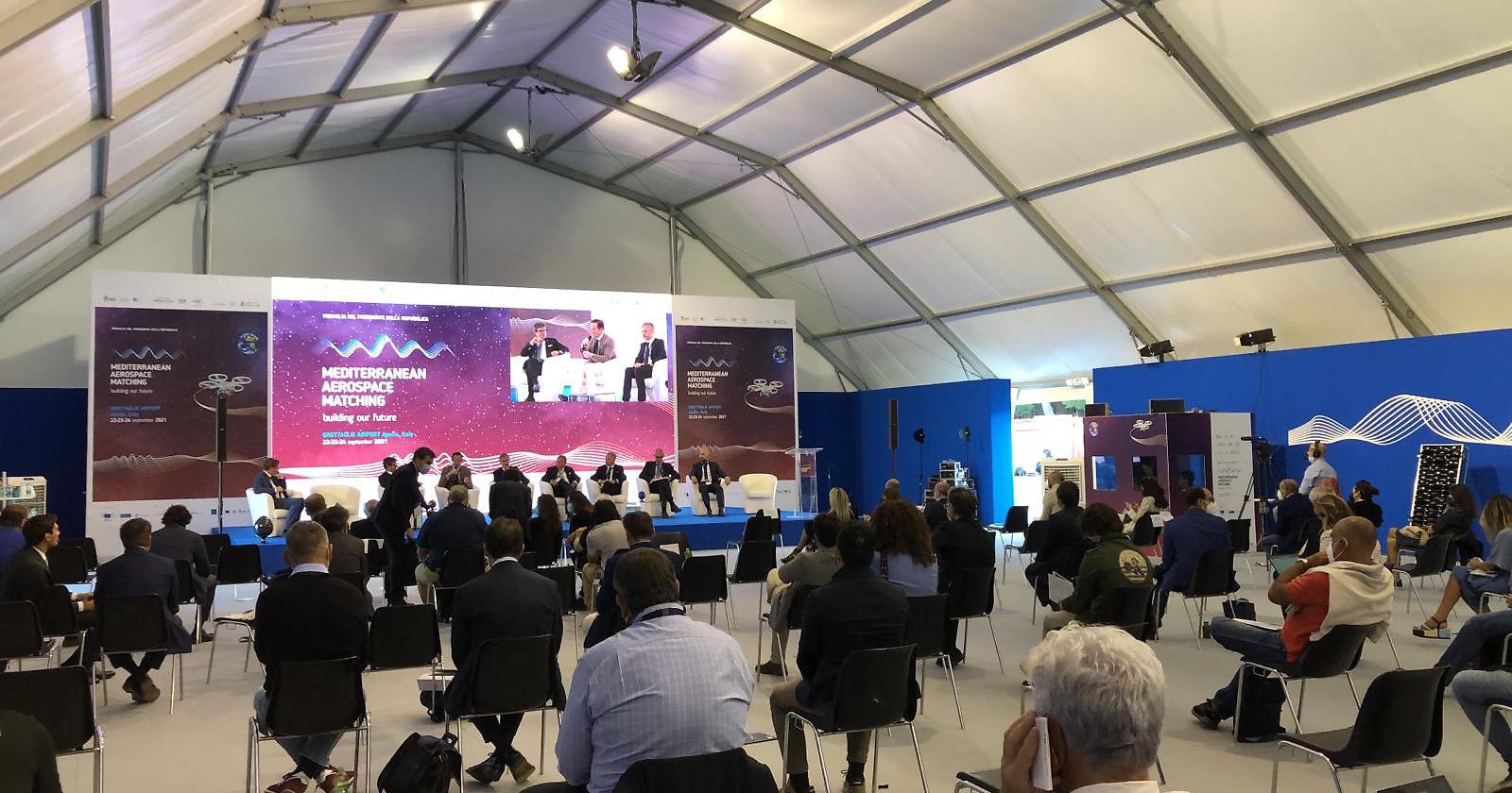 Cresce l'export del Sud, cala solo in Puglia e crolla in Basilicata. Vola il Polo aerospaziale pugliese 