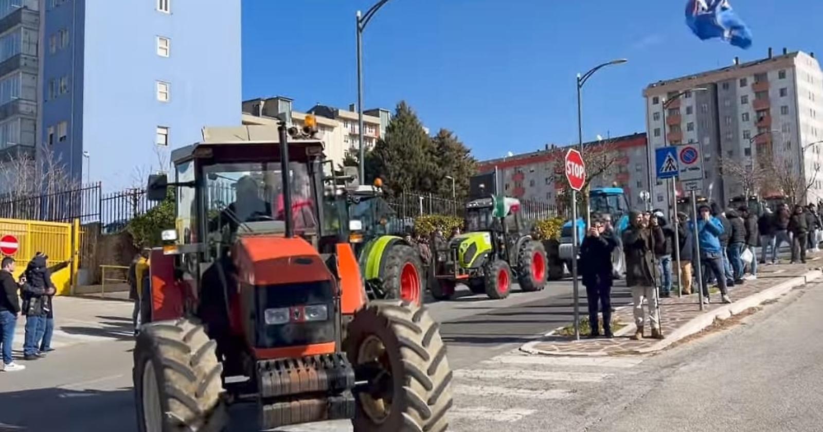 Trattori in marcia: anche in Basilicata la protesta non si fermerà