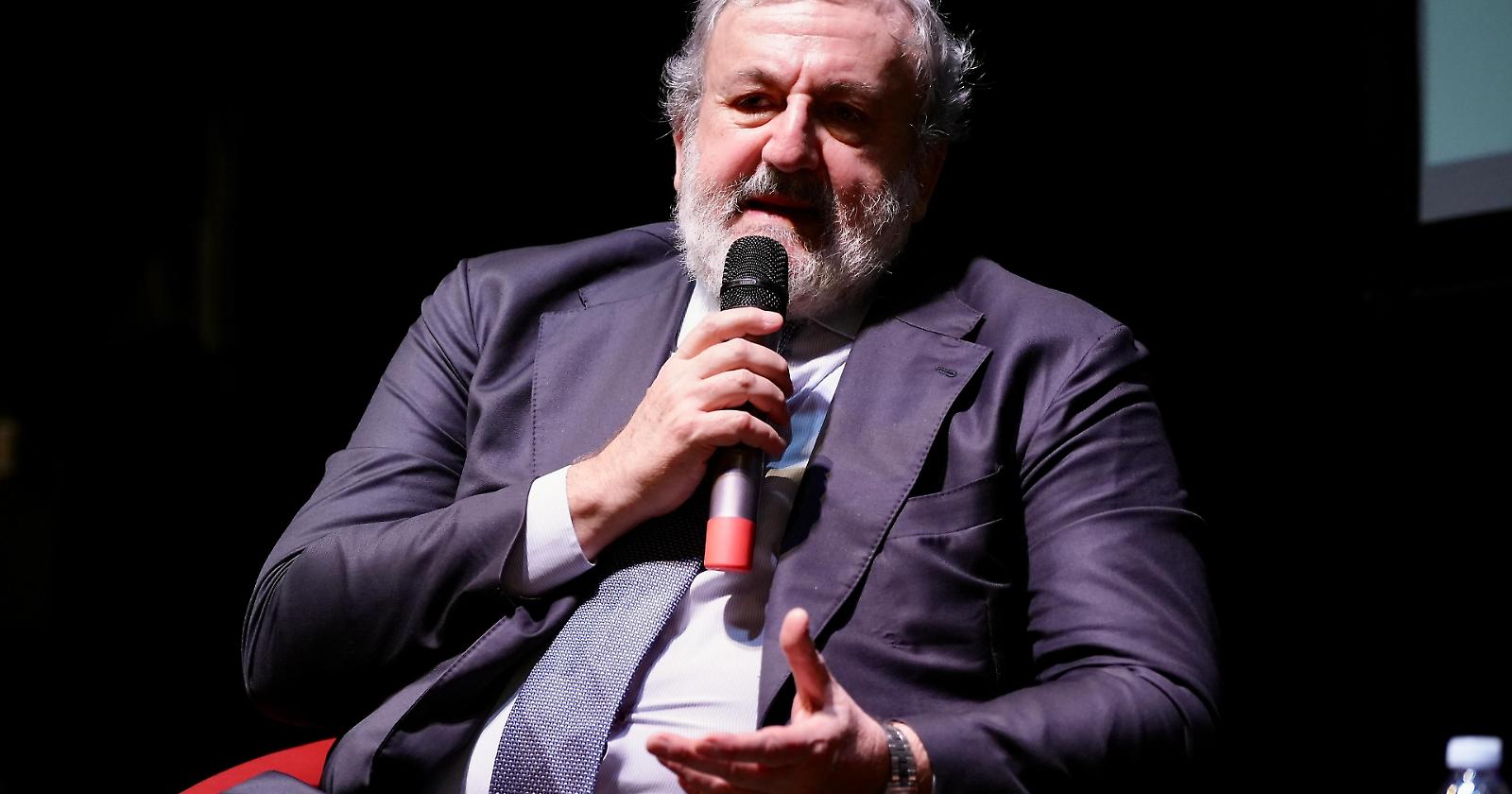 Emiliano: "In Puglia il problema del terzo mandato non esiste e, se serve, sono pronto a ricandidarmi"