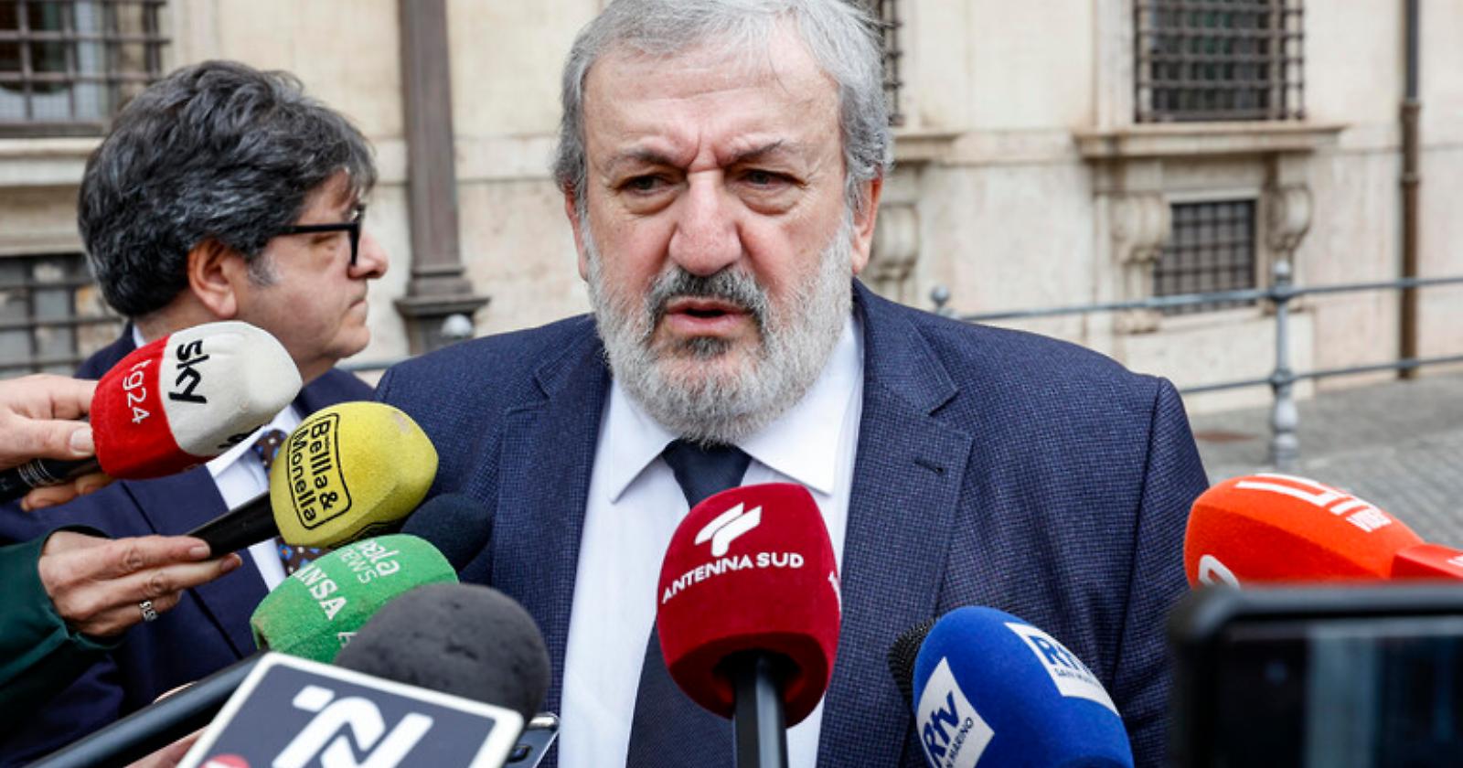 Commissariamento Comune di Bari per mafia, Emiliano "avvisa" Meloni: attenta ad intervenire