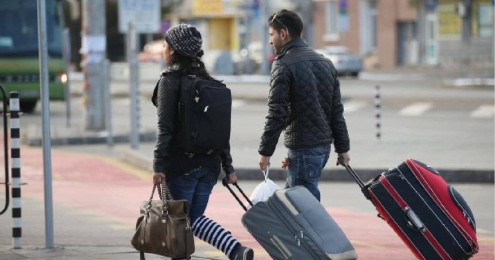 L'esodo inesorabile di talenti: l'allarme "cervelli in fuga" da Puglia e Basilicata