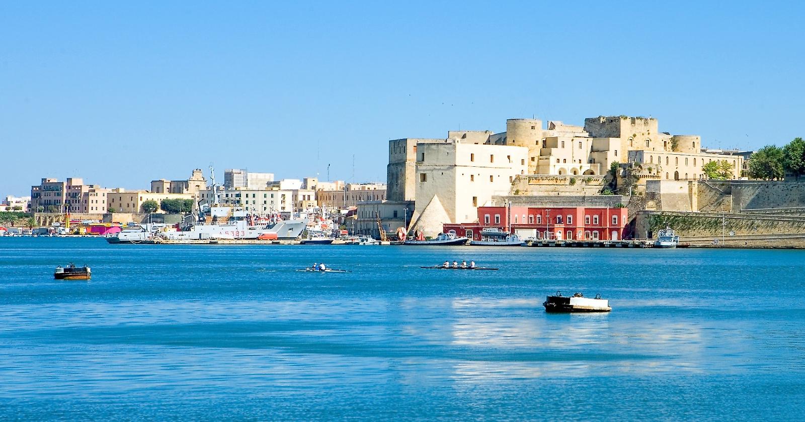 Brindisi, la Città Bianca, al centro della scena mondiale: il G7 si riunisce nel Castello Svevo