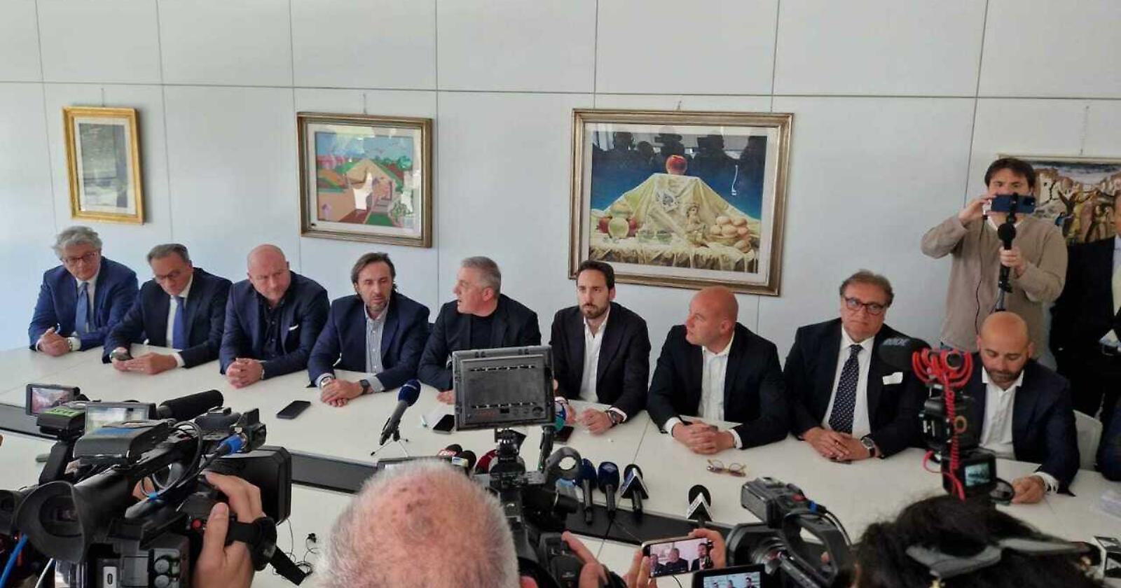 Il Centrodestra Pugliese annuncia mozione di sfiducia contro Emiliano: un terremoto politico in arrivo?