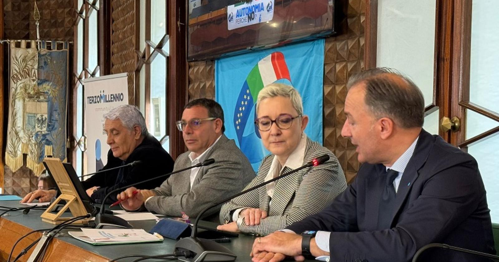 Festa della mamma, la denuncia della Uil: "Cresce il gap salariale uomo - donna"