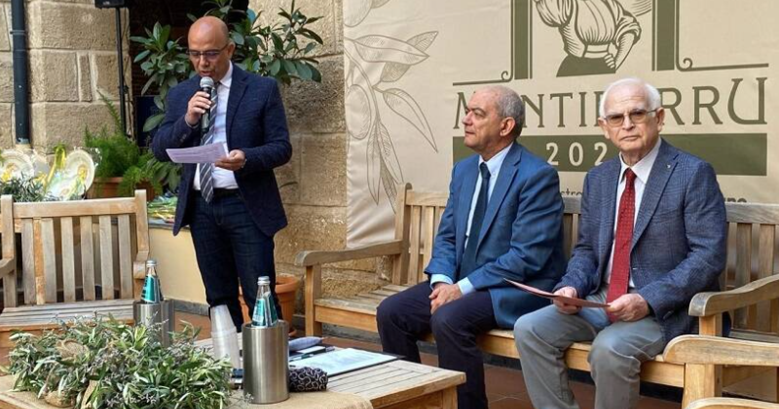 L'antico e pregiato olio barese fa incetta di premi in Sardegna al Concorso nazionale Montiferru