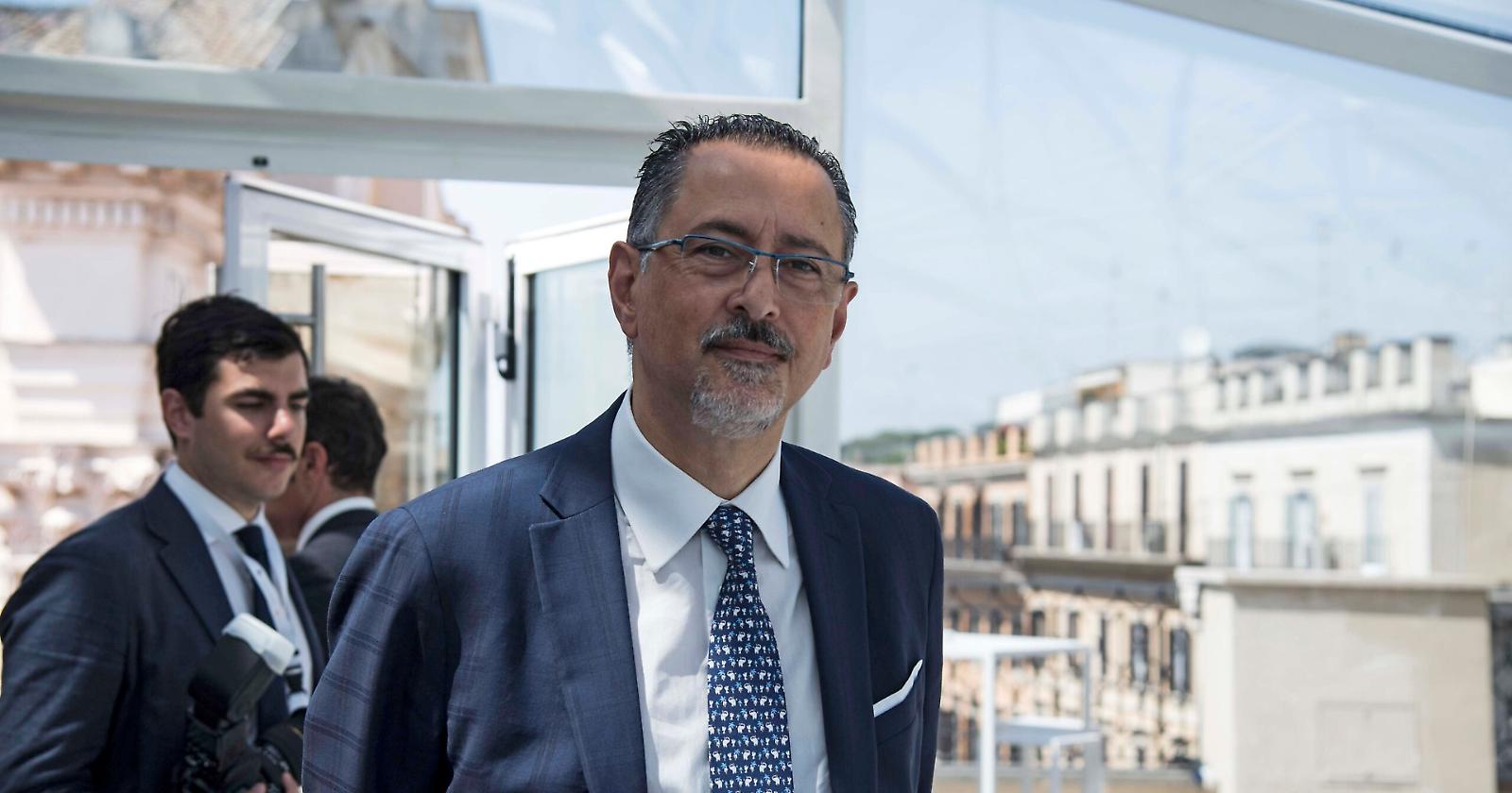 Nessuno dei candidati della Basilicata prende il treno per l'Europa, Pittella tiene orgogliosamente alta la bandiera
