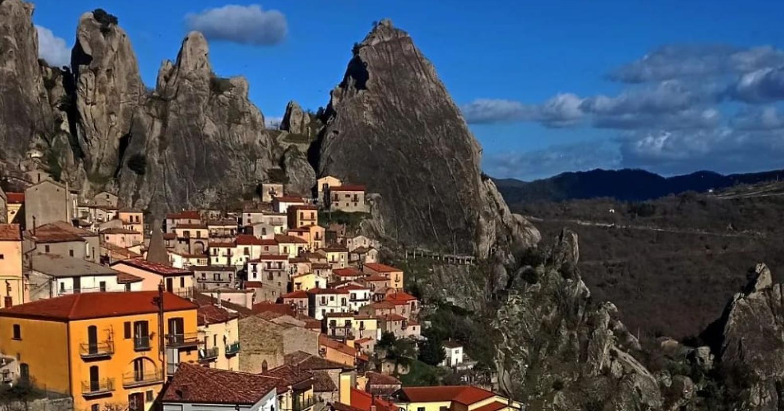 Vivi Castelmezzano: ecco l'app turistica che apre l'accesso alle Dolomiti Lucane
