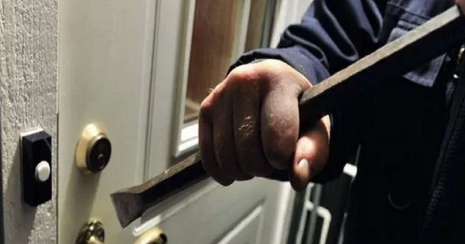 Questa notte hanno bussato  alla mia porta, cronaca di un nottata infernale 