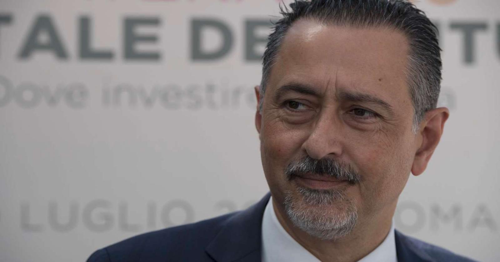 Pittella accende l'arcobaleno della giunta regionale multicolore di Basilicata: "Ora è tempo di impegno per i lucani"