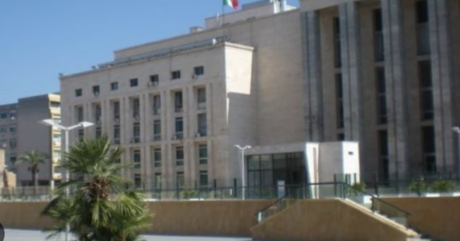 A Palermo tre indagati di Foggia per bancarotta fraudolenta, corruzione e associazione a delinquere