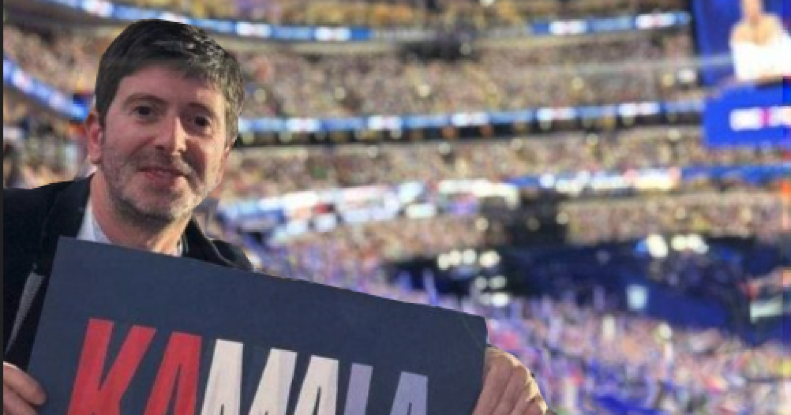 A Chicago gli è passata la paura: ora il pandemista sceglie i maxi assembramenti. Senza mascherina