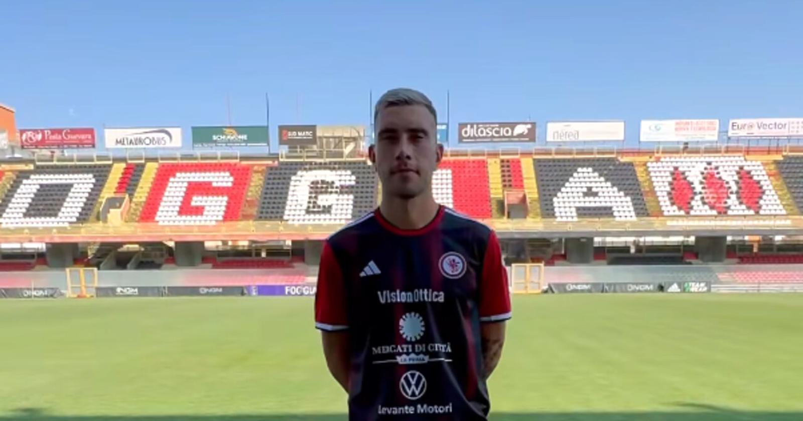 Il bomber lucano da 100 gol in carriera saluta Picerno: Murano firma con il Foggia 