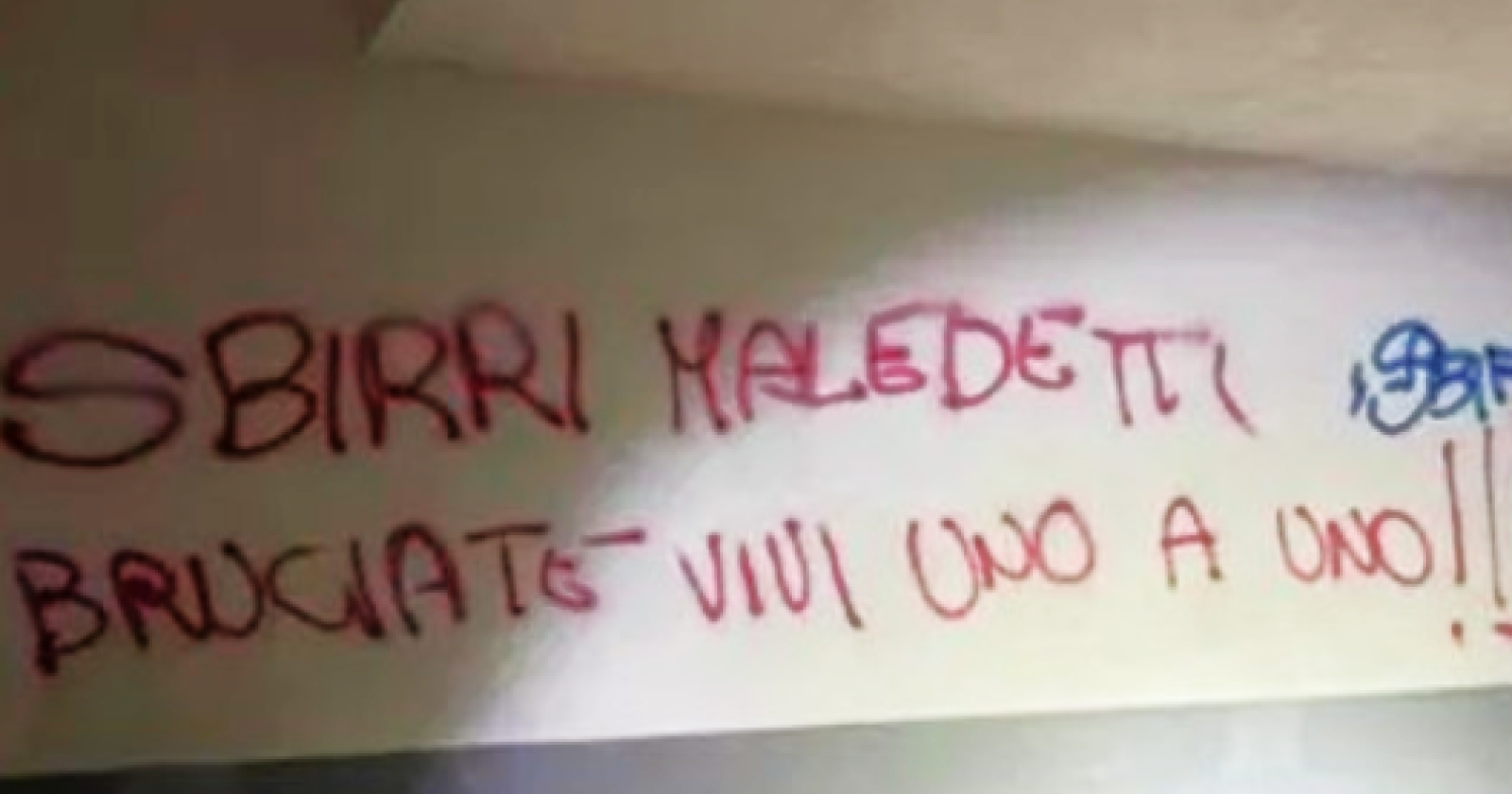 "Sbirri maledetti bruciate vivi uno ad uno", soffia il vento della violenza a Sant'Arcangelo