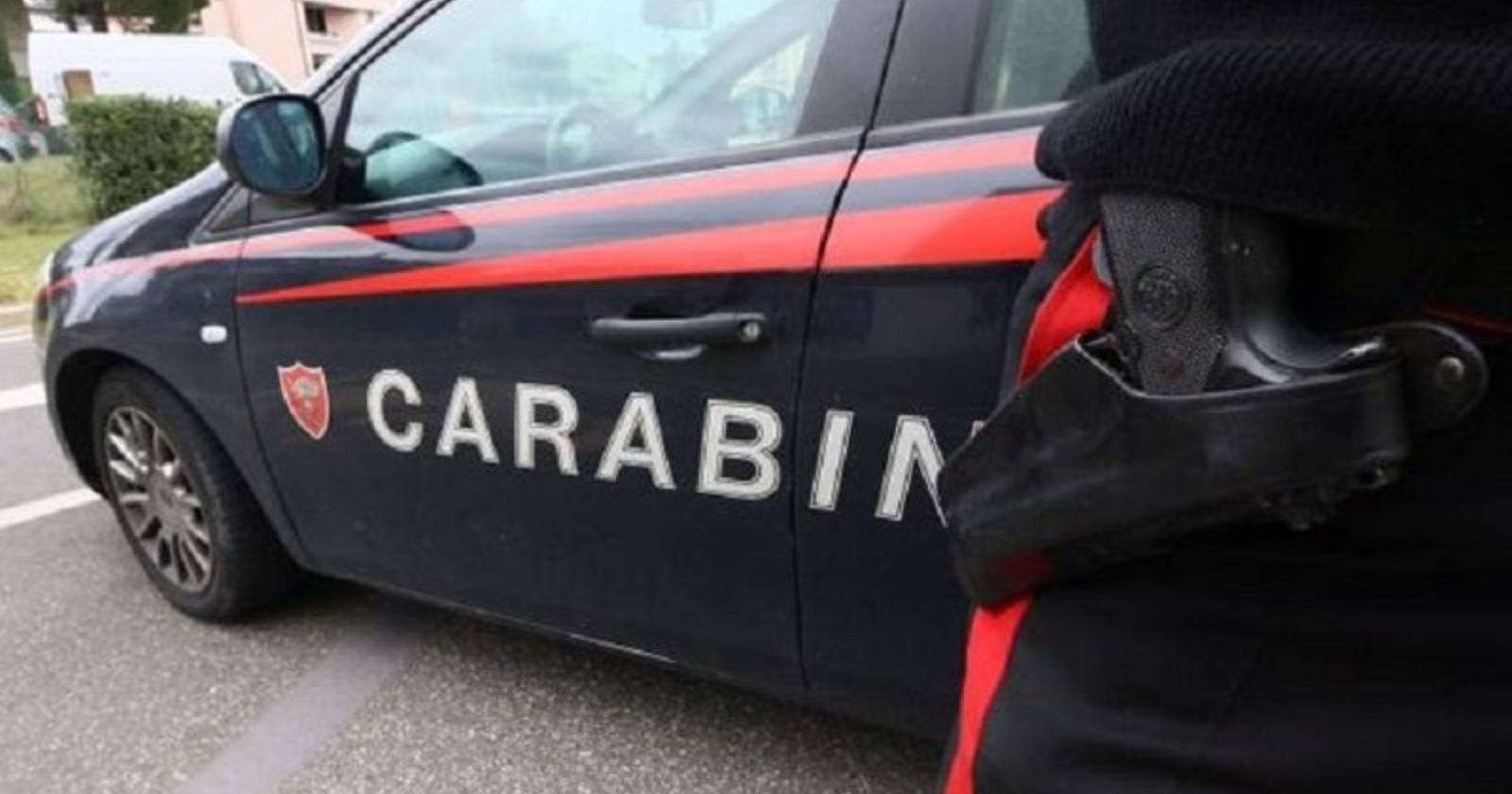 Da Apricena vanno al mare per rubare ma a Marina di Chieuti trovano i Carabinieri che li spiaggiano