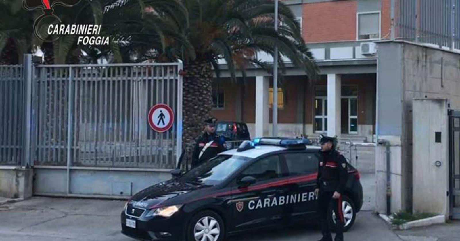 San Severo, spara alla moglie e si uccide 