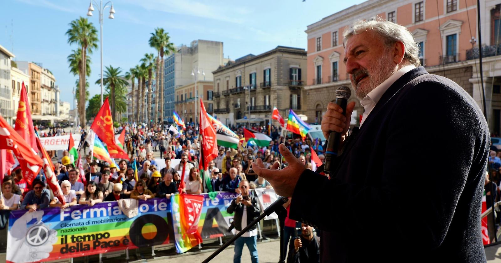 Emiliano: Governo Meloni erede del regime politico del secondo dopoguerra come può mediare tra Israele e Palestina?