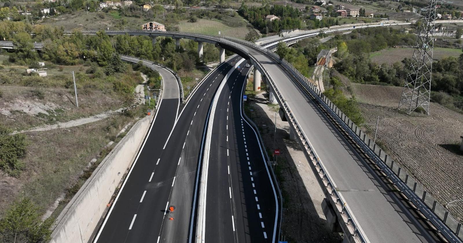 Basentana,  conclusi i lavori per l'installazione della barriera spartitraffico a Potenza 