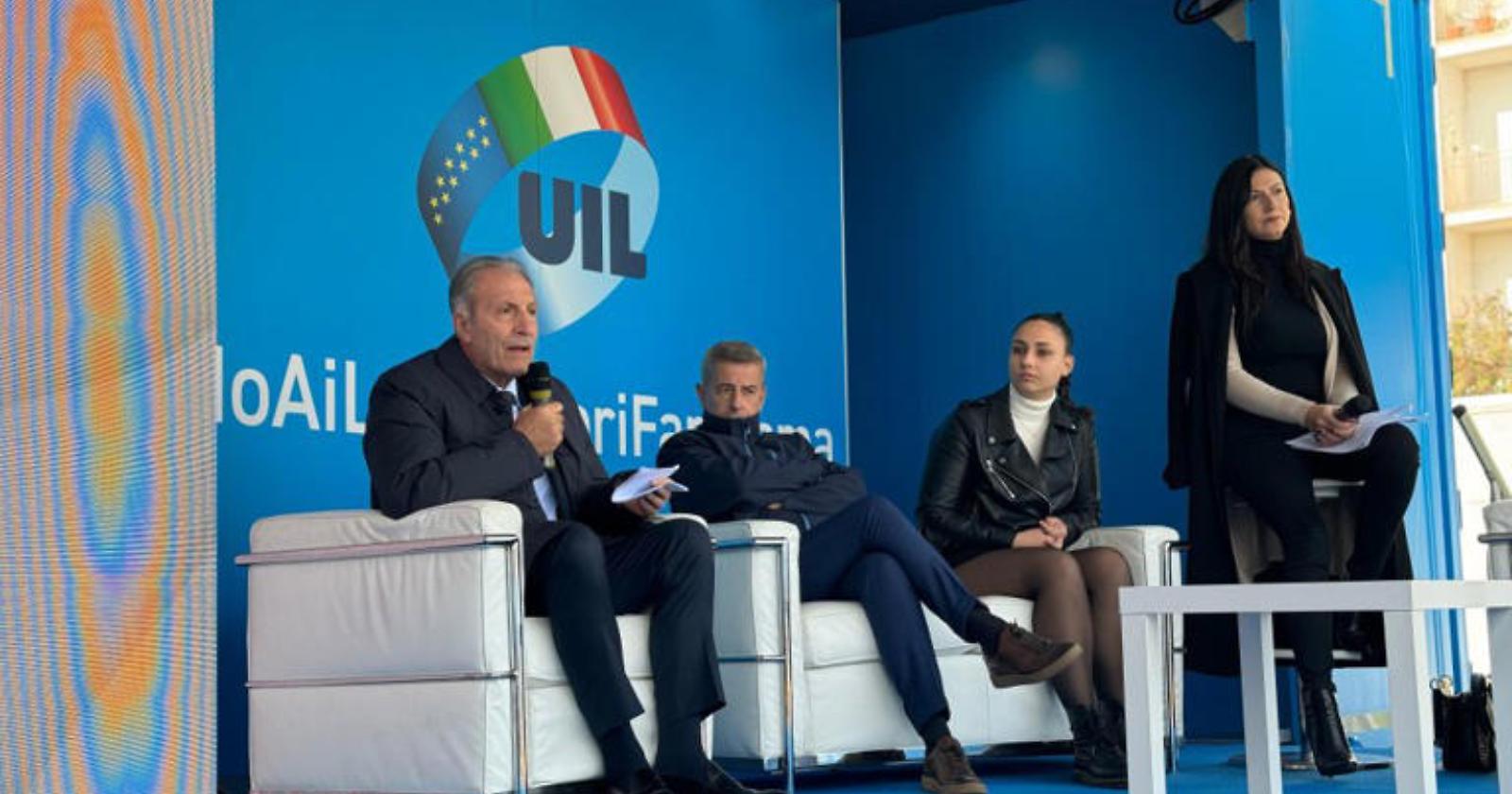 Accademy, prospettiva, occupazione: Bardi si ricorda dei giovani, molti dei quali con la valigia in mano