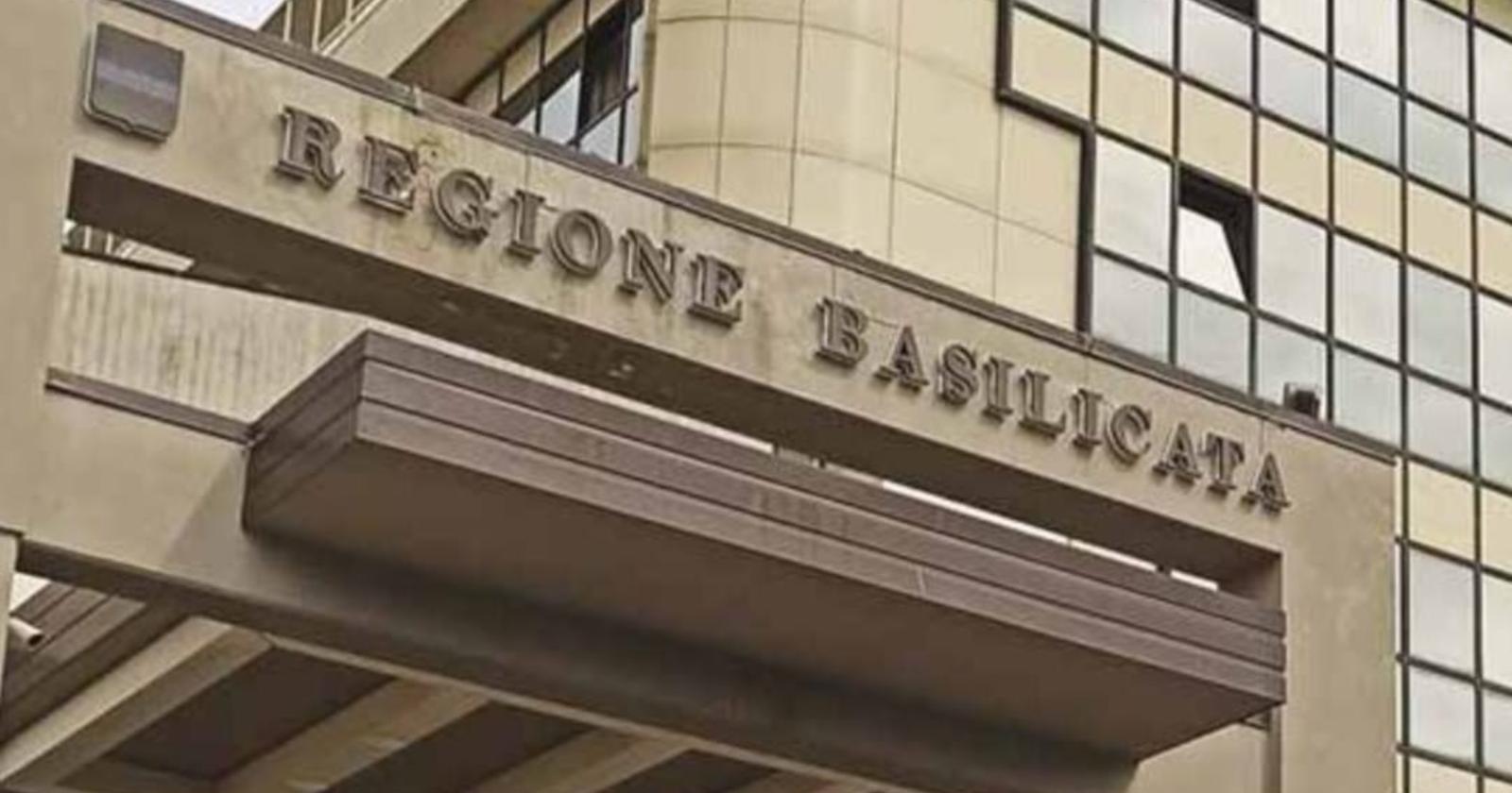 La diga del consenso: e se la crisi idrica si fosse abbattuta sul potentino esattamente un anno fa?