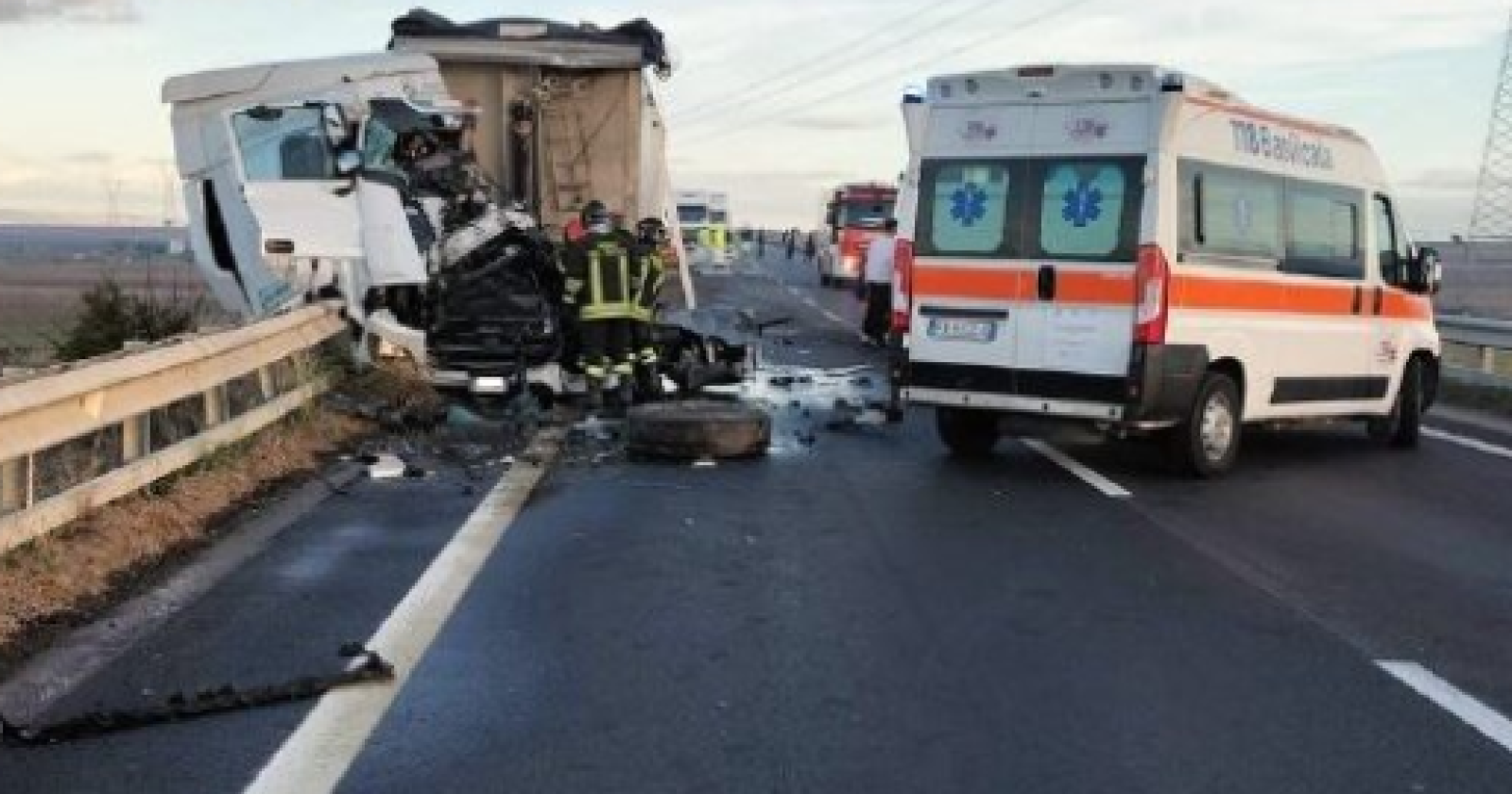 Incidente mortale sulla Bradanica, nei pressi di Venosa: sul posto l'elisoccorso 