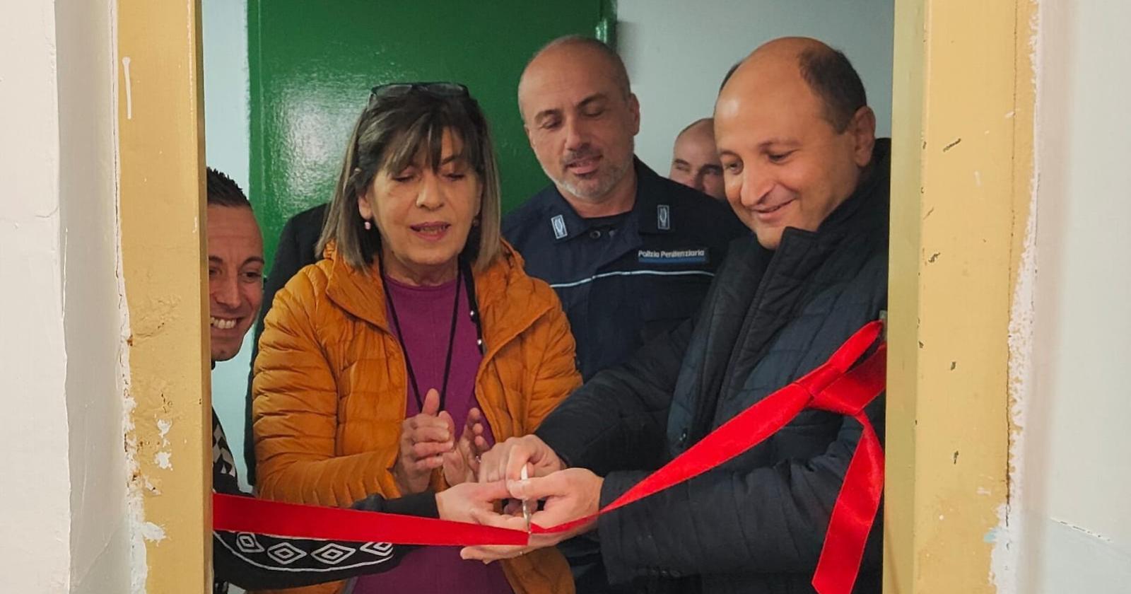 Potenza, dalla sinergia tra la Caritas diocesana e  la Casa Circondariale Antonio Santoro nasce l'Armadio Solidale