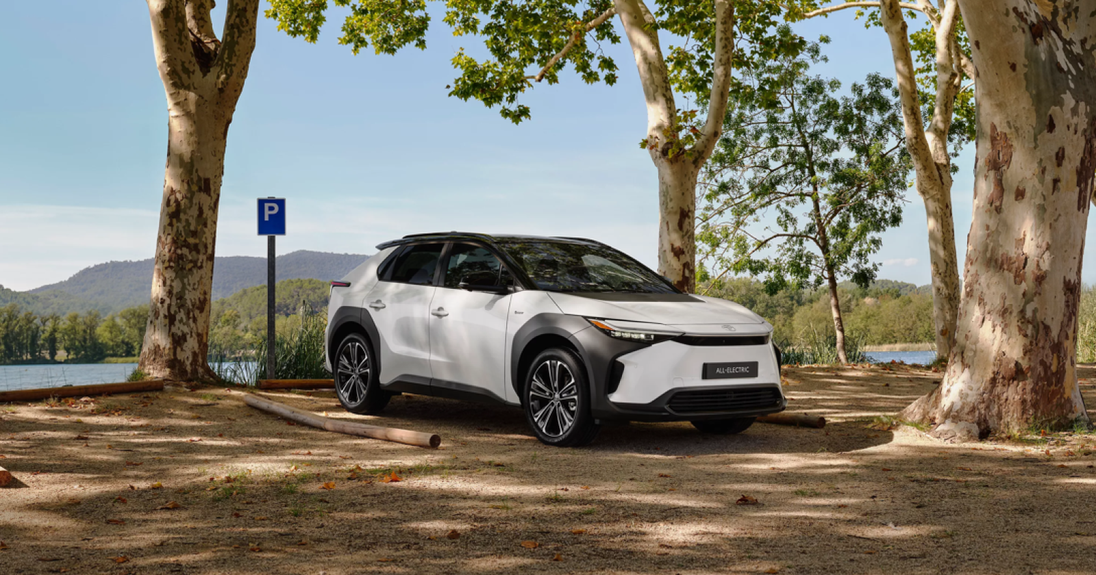 Auto elettriche Toyota, tecnologia e innovazione per un futuro sostenibile