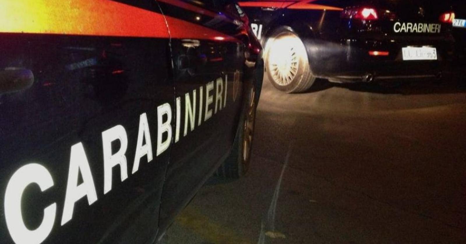 Da Roma a Pescopagano con 200 grammi di hascisc: 19enne ai domiciliari 