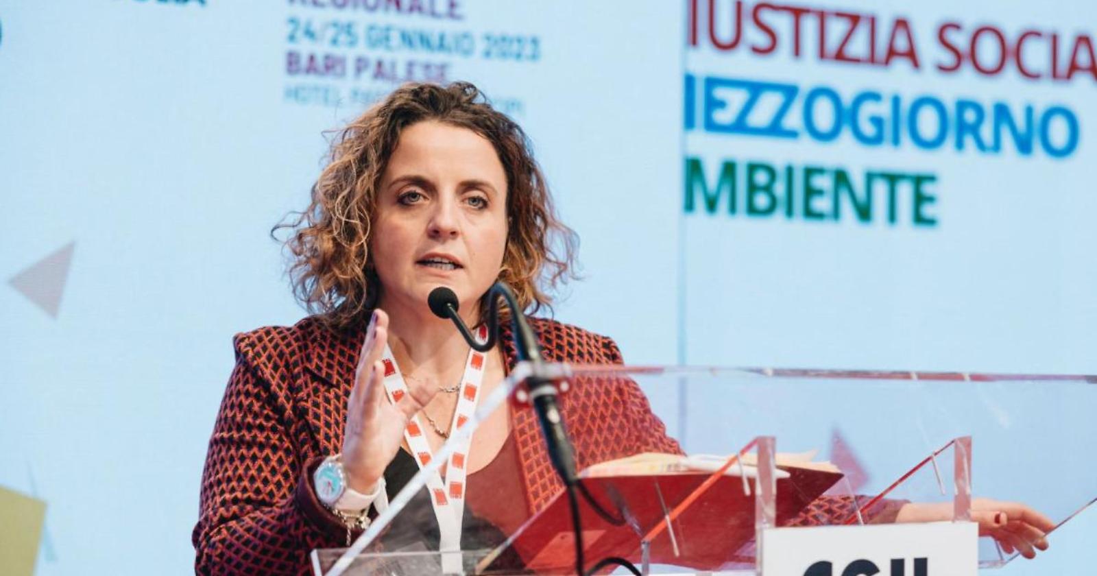 La Cgil Puglia contro la moltiplicazione delle poltrone da parte di Emiliano: il caso dell'Agenzia per l'ambiente