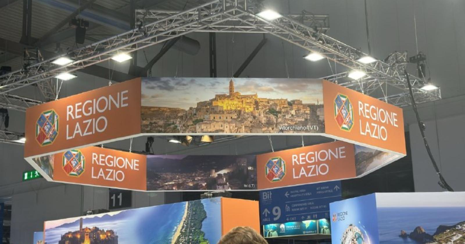 Matera nello stand promozionale del Lazio alla Bit di Milano: i visitatori fanno notare l'errore, la Regione si scusa