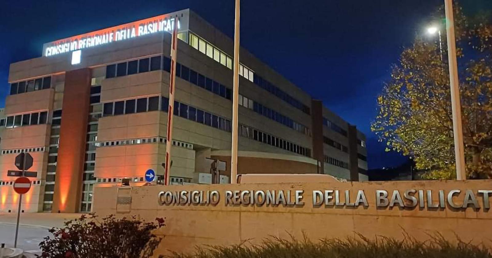 Consiglio regionale della Basilicata tra politiche di rafforzamento ed esternalizzazione: ira della Fp Cgil