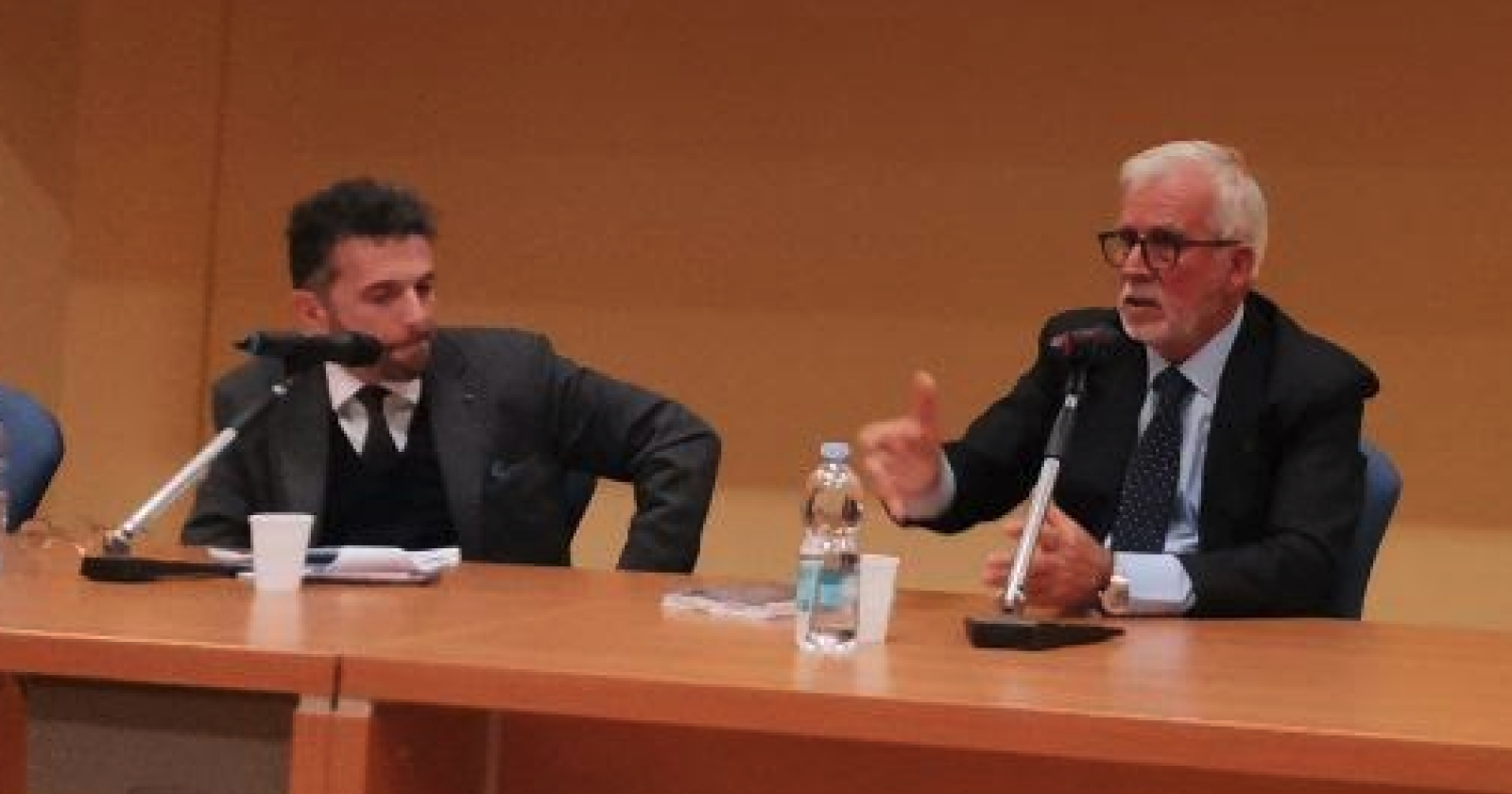 Papà non torna di Laganà commuove Melfi