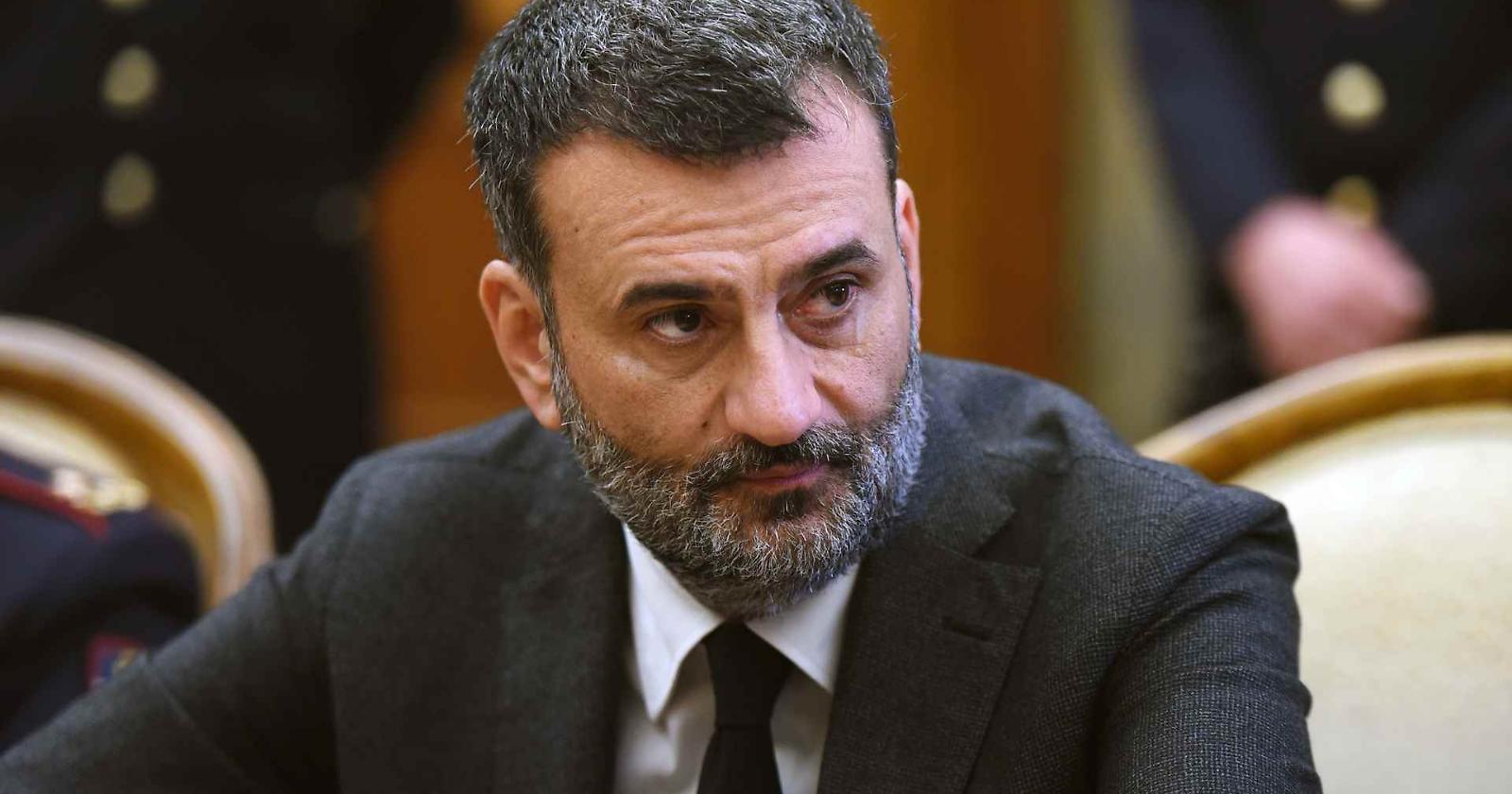 Emiliano perde smalto, Decaro si conferma il miglior sindaco d'Italia