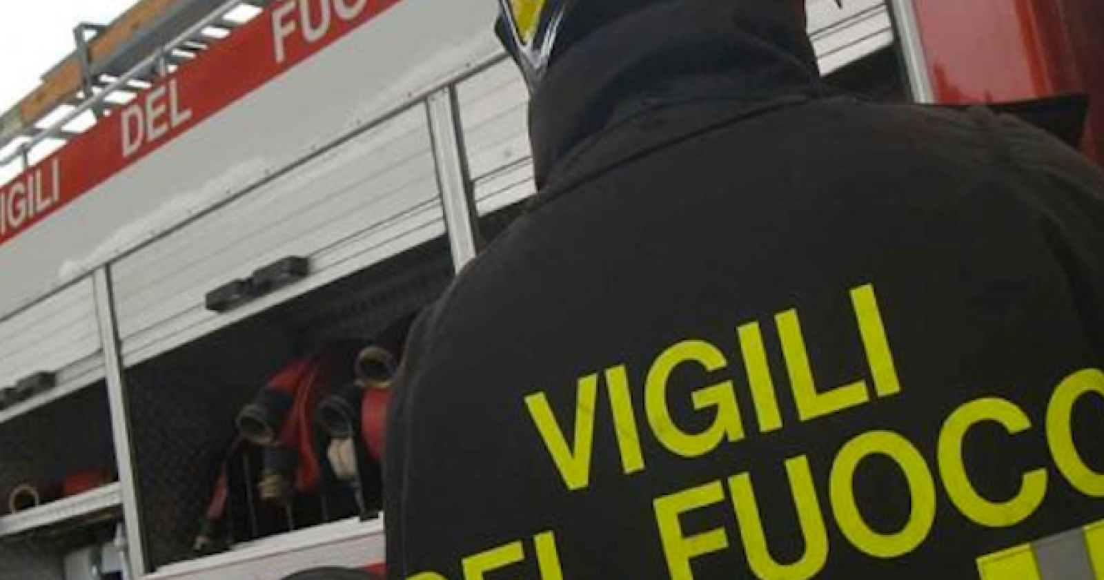 Incidenza anomala di glioblastoma tra i Pompieri, sospetti sui materiali in dotazione: il caso arriva in Parlamento 