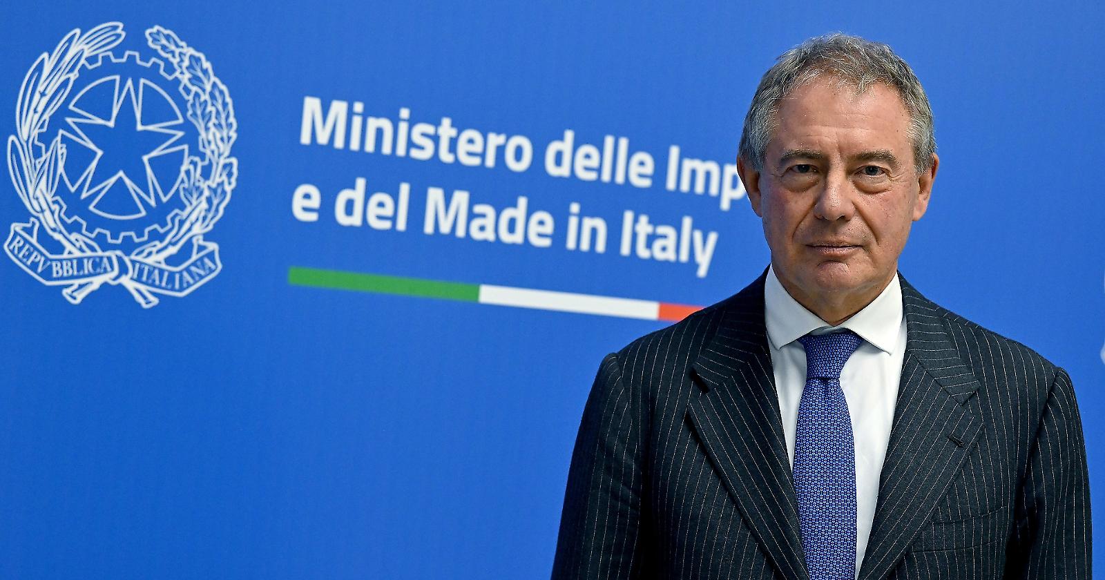 I dazi di Trump spaventano il Made in Italy, il ministro Urso: "Reagire in maniera intelligente, la prima regola è non farci altro male da soli"