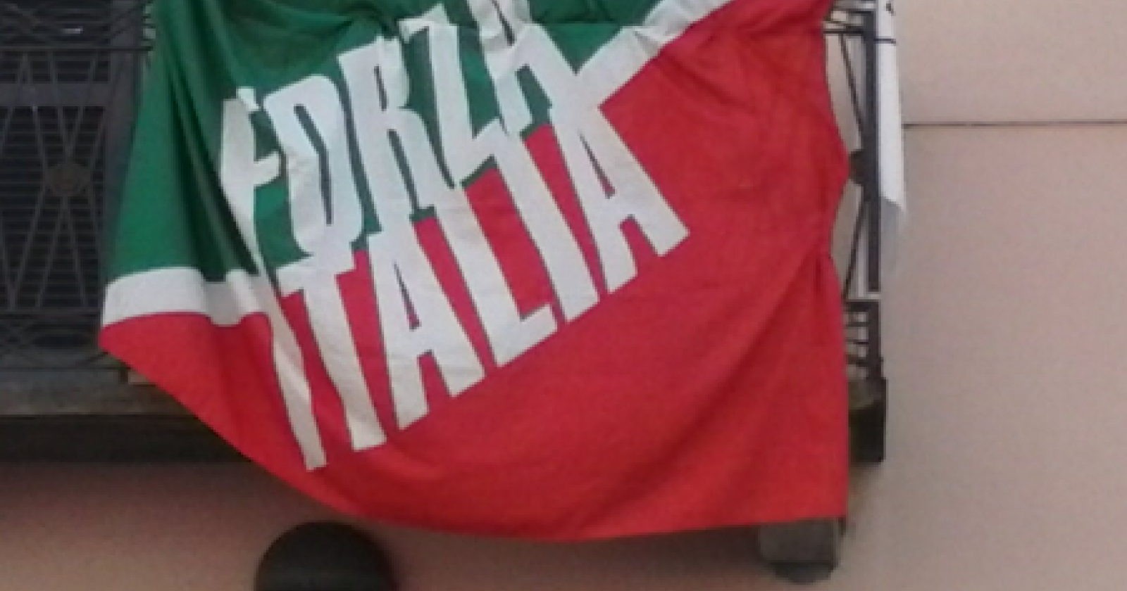 Matera, la corsa elettorale si infiamma. Casellati non ci sta: Forza Italia sospende Nicola Casino 