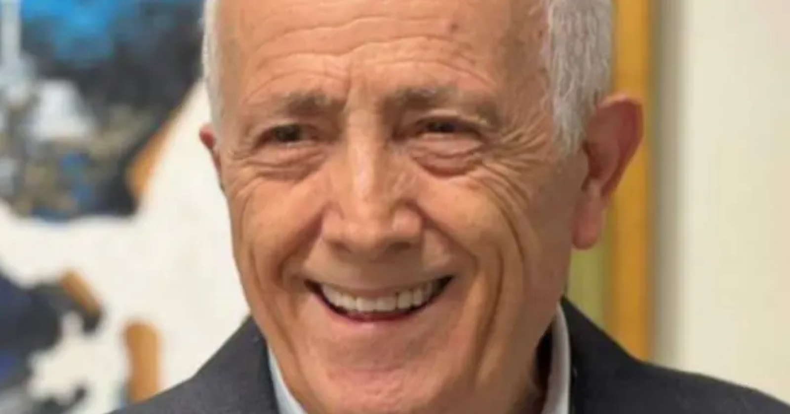 Forte astio per la mancata assunzione del figlio in Comune: 81enne investe il sindaco di Balvano