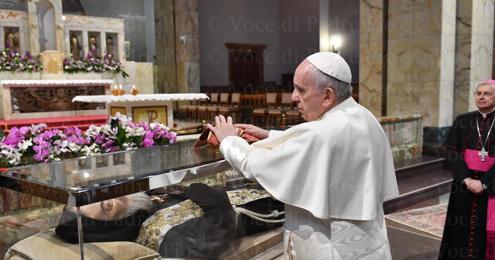 Papa Francesco e la Puglia: un legame tra fede, storia e intelligenza artificiale