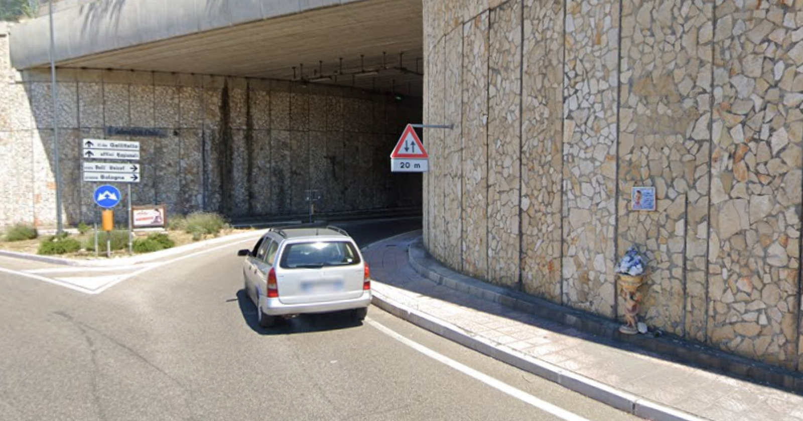 Potenza, una proposta per non dimenticare: intitolare la Galleria Unità d’Italia al piccolo Donato, vittima innocente della strada