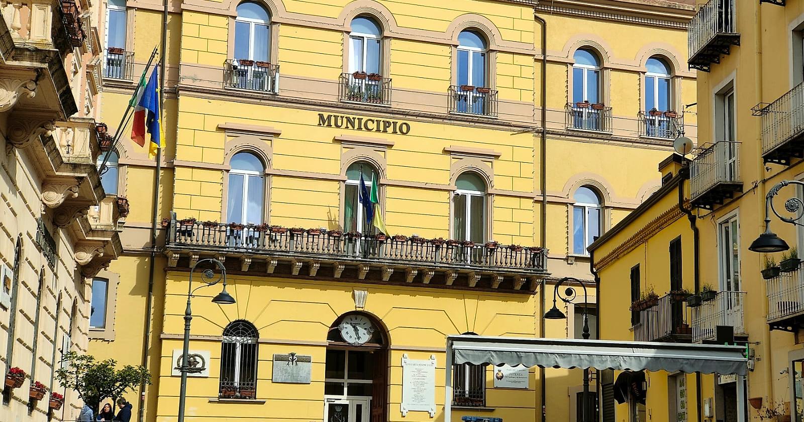Sindrome di Ehlers-Danlos, la sera del 4 maggio il Municipio di Potenza si illuminerà di arancione