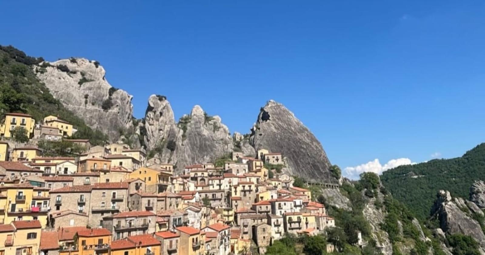Ecco il fascino delle Dolomiti Lucani, così il turismo comunitario può mitigare lo spopolamento 