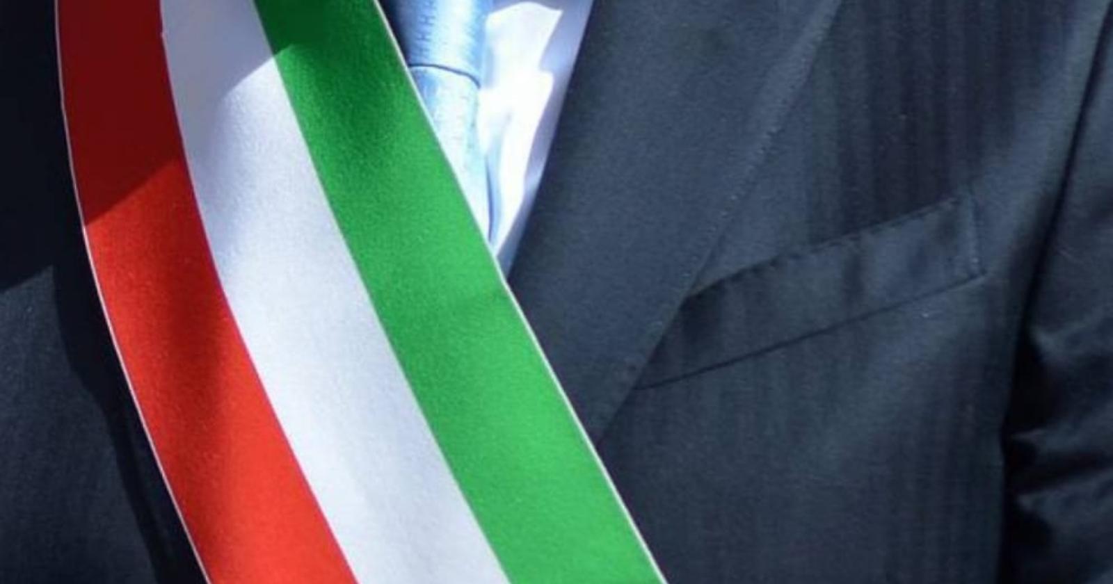 Over 50  e uomini, scarseggiano donne e giovani: il peso della fascia tricolore 