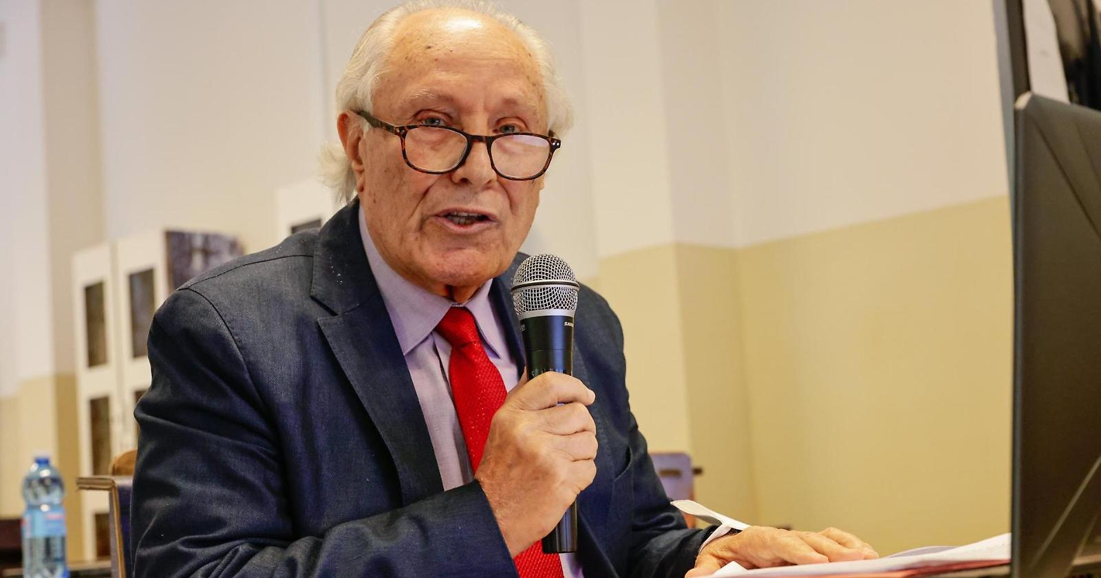 Riposerà nella tomba di famiglia a Volturara Appula Corrado Canfora, il magistrato di Novara del caso Mazzotti