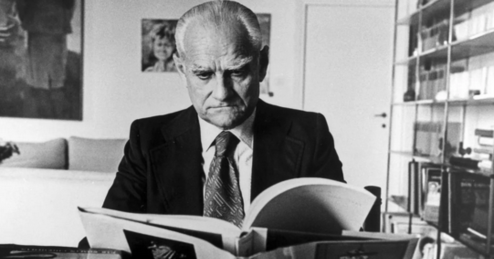 Riletture Estive: «Io e Lui» di Alberto Moravia e l'Identità femminile