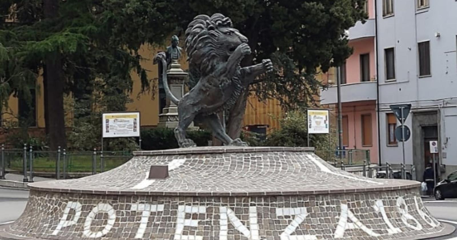 «Si è arrampicato al balcone», Potenza sprofonda nella paura: l'ennesimo episodio accende il tema della sicurezza