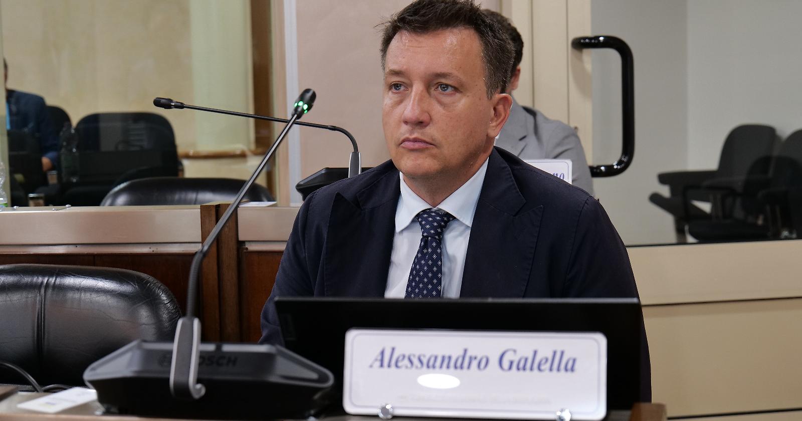 Galella (FdI) replica all'Adoc: «Un comizio travestito da appello civico»