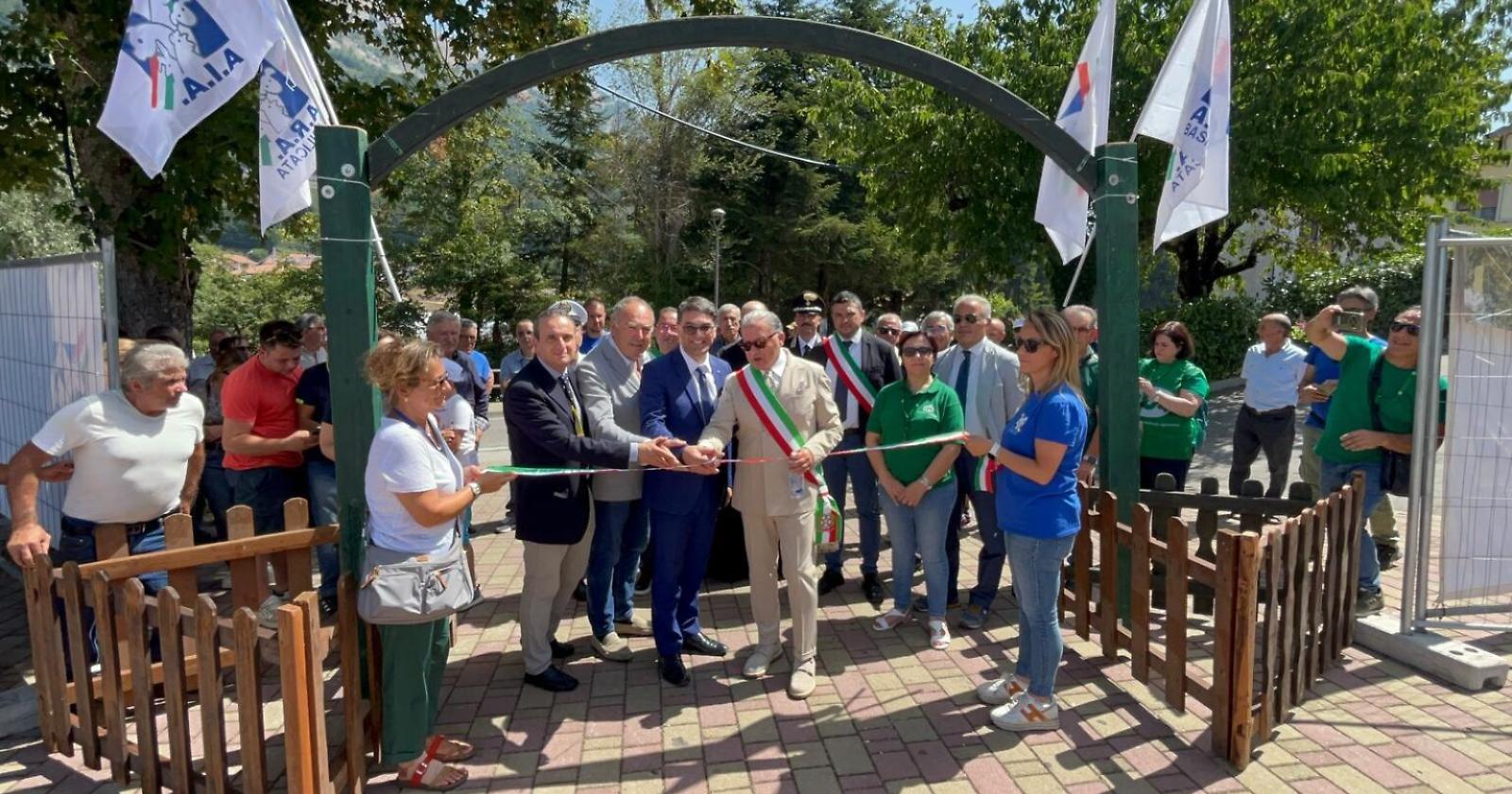 La Basilicata difende la 'sua' podolica: Cicala alla Mostra Nazionale del Lago Sirino